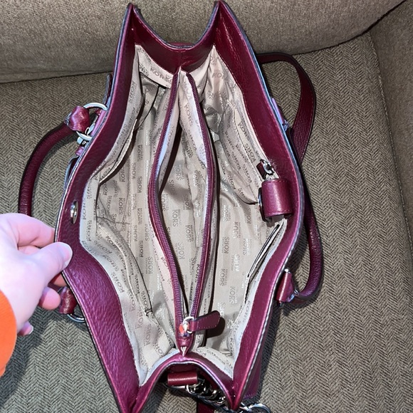 Michael Kors Hamilton Satchel - Picture 10 of 17